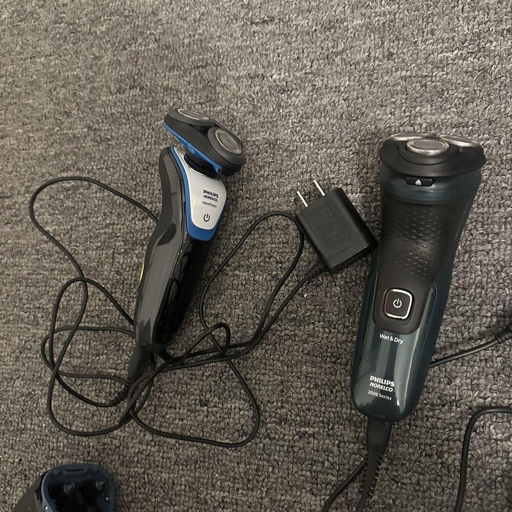Lot of 7 Electric Razors Philips Norelco Wet Dry - Picture 7 of 8